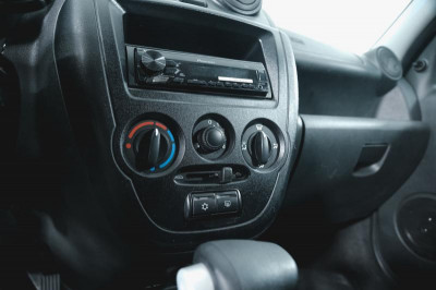 LADA Granta седан 1.6 AT 16кл (98 л. с.)