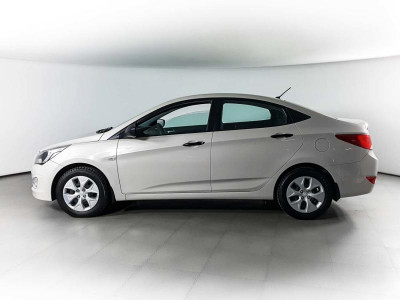 Hyundai Solaris 1.4 MT (107 л. с.)