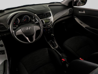 Hyundai Solaris 1.6 AT (123 л. с.)