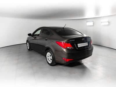 Hyundai Solaris 1.6 AT (123 л. с.)