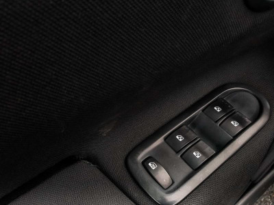 Renault Megane 1.6 MT (115 л. с.)