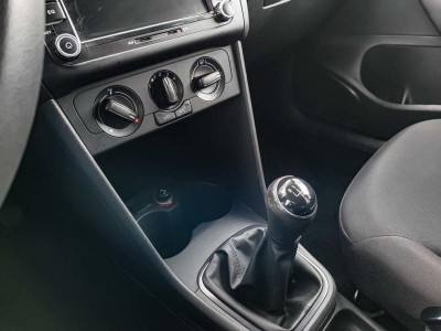 Volkswagen Polo 1.6 MT (105 л. с.)