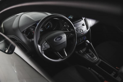 Ford Focus Седан 1.6 Ti-VCT PowerShift (105 л. с.) Sync Edition