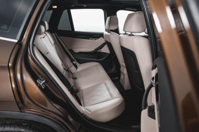 BMW X1 xDrive28i 6AT (258 л. с.)